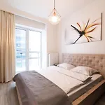 Platinum Towers Ξενοδοχείο με διαμερίσματα Βαρσοβία