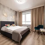 Platinum Towers Ξενοδοχείο με διαμερίσματα Βαρσοβία