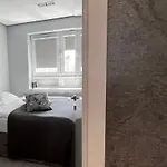 شقة فندقية بلاتينيوم تاورز سنترال 4*