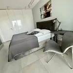 بلاتينيوم تاورز سنترال 4* وارسو