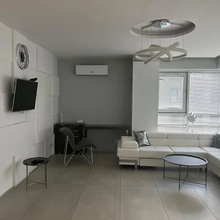 Hotel apartamentowy Platinum Towers Warszawa