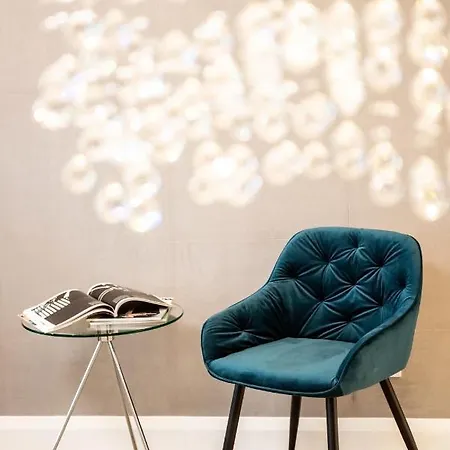 Platinum Towers 4* Varsovia