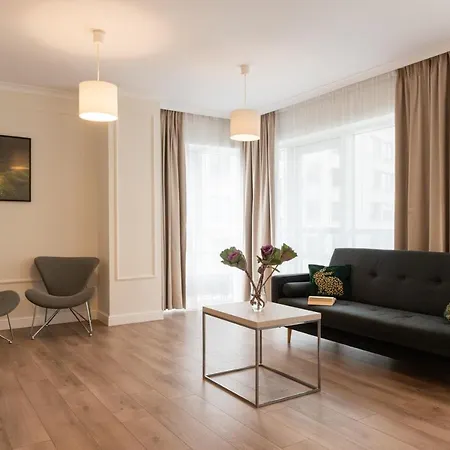 Platinum Towers Central 3* Warsaw