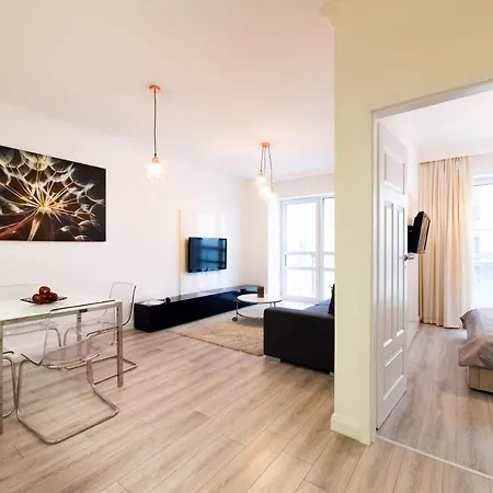 Platinum Towers Central Aparthotel