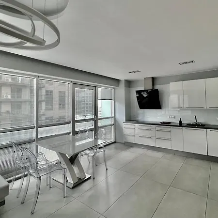 Platinum Towers מלון דירות