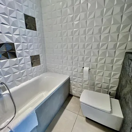 Platinum Towers Apartahotel 4*