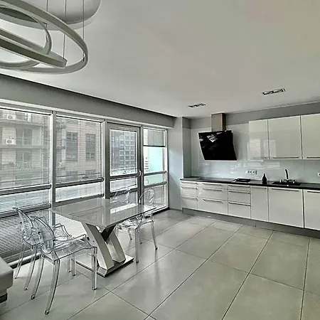 Aparthotel Platinum Towers
