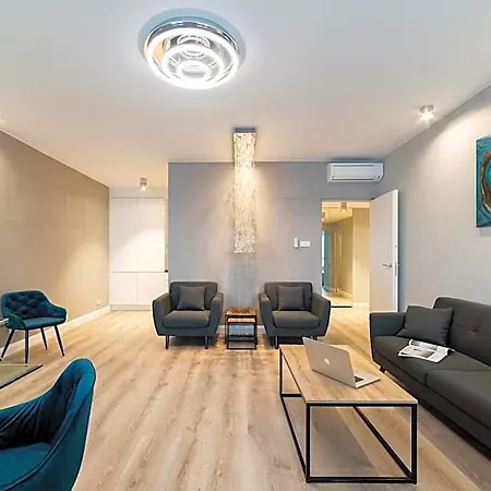 Apartahotel Platinum Towers