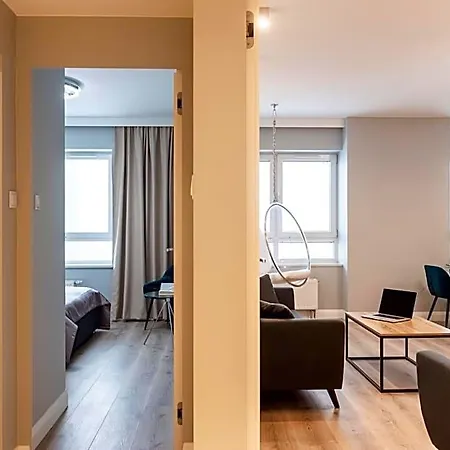 Platinum Towers Apartahotel Varsovia