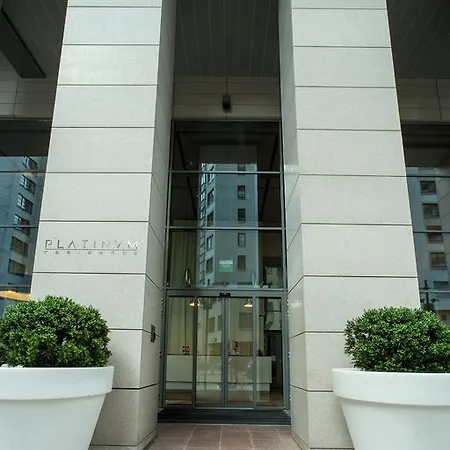 Platinum Towers Central Warsaw