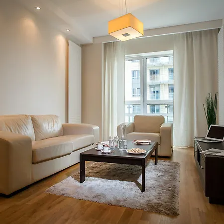 מלון דירות Platinum Towers 4*