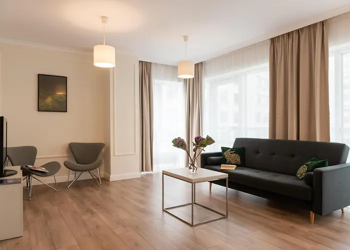 Platinum Towers 4* Warschau