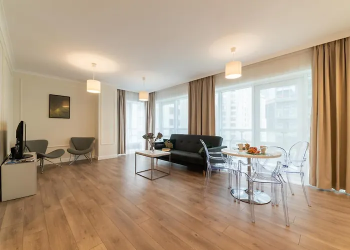 Platinum Towers Aparthotel