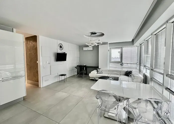 Platinum Towers Aparthotel